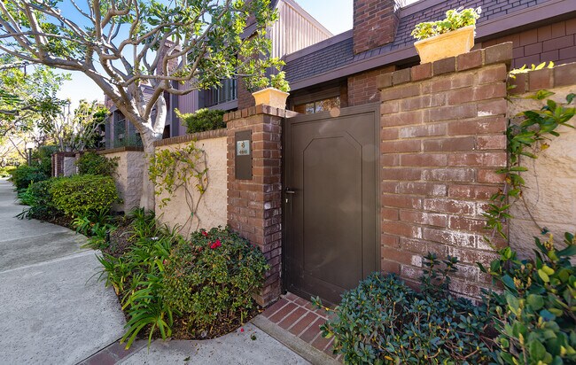 Building Photo - 4515 Alla Rd