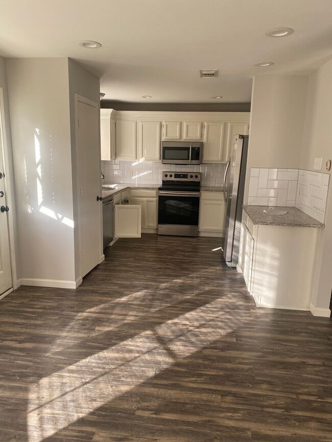 Foto del edificio - 318 Spanish Moss Dr