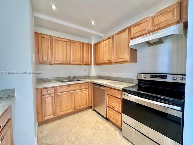 Foto del edificio - 2450 NE 135th St