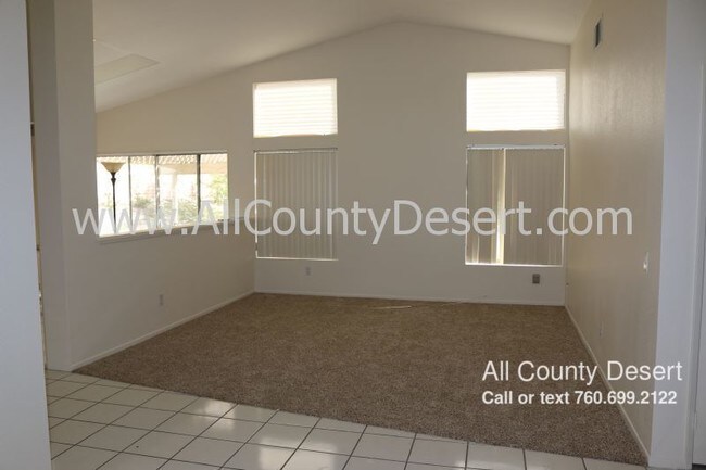 Building Photo - 65901 Avenida Barona