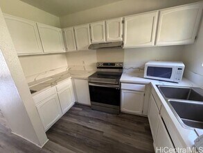 Building Photo - 44-098-98 Ikeanani Dr