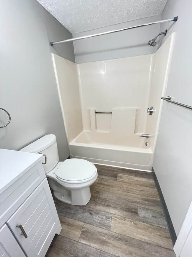 Foto del edificio - 6 Pin Oak Dr