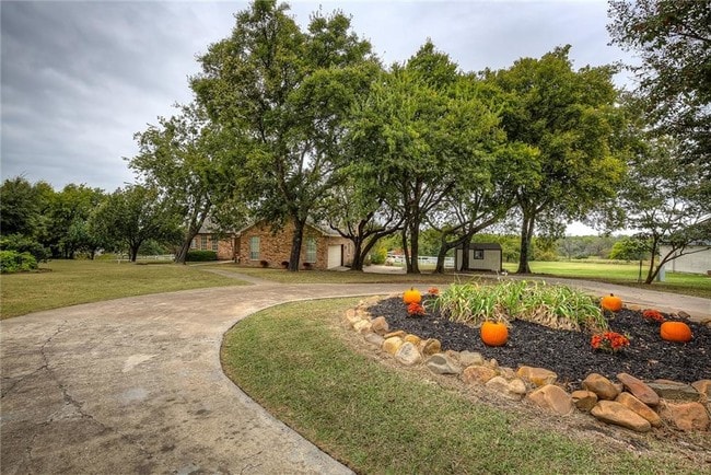 Building Photo - 2548 South Farm To market 549