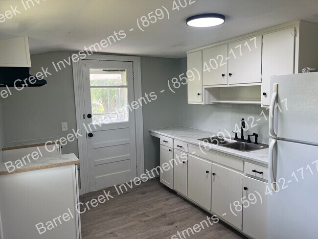 Foto del edificio - Newly Renovated 2-Bedroom, 1-Bath Home wit...