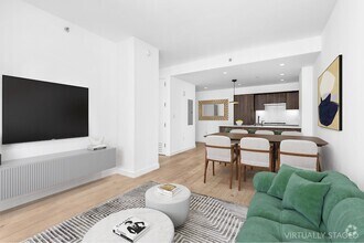 Building Photo - 111 Varick St