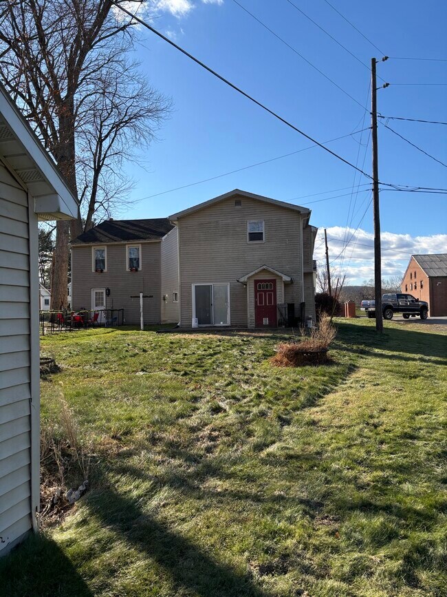 Foto del edificio - 579 W Mahoning St