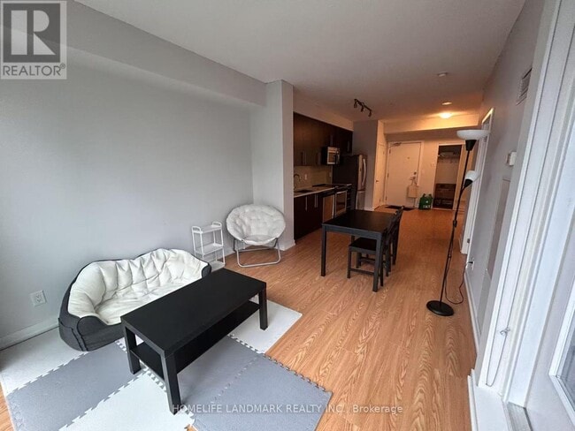 Building Photo - 510-3510 Curran Place