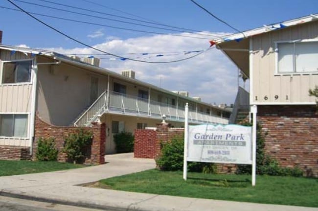 Building Photo - 1691 Garden Dr