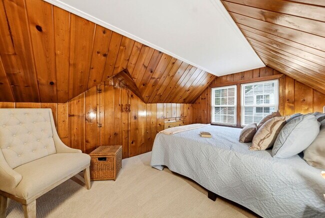 Building Photo - Furnished 3-Bedroom Single-Family Home in Lancaster
