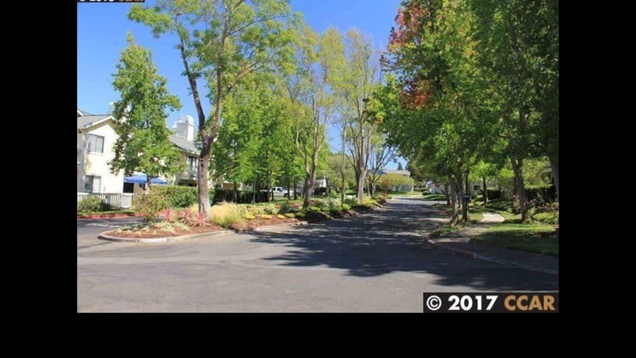 1002 Devonwood, Hercules, CA 94547 Condo for Rent in Hercules, CA