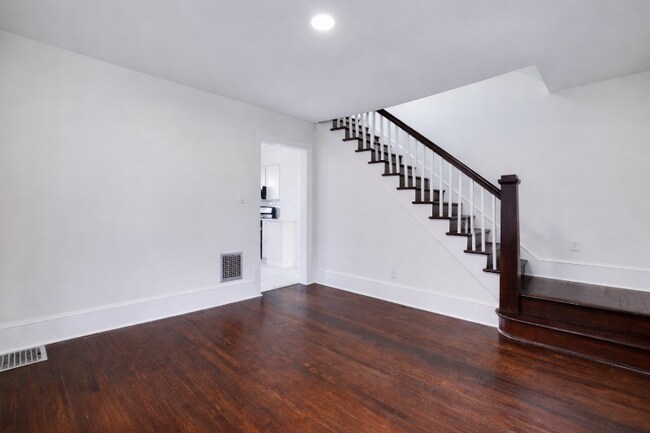 Foto del edificio - 512 Brown St