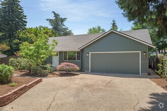 Building Photo - 2817 Applewood Ln