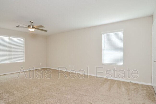 Building Photo - 605 El Gusto Ave
