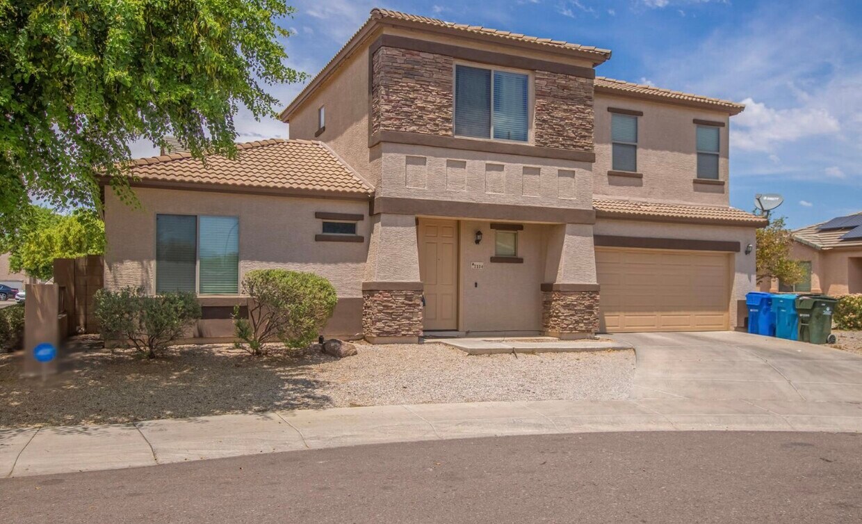 7334 W Wolf St, Phoenix, AZ 85033 House for Rent in Phoenix, AZ