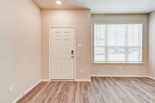 Foto del edificio - 11938 Amber Oak Wy