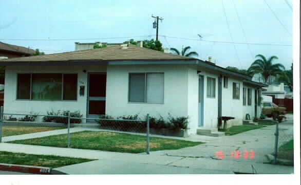 Foto del edificio - 104-108 S Pacific Ave