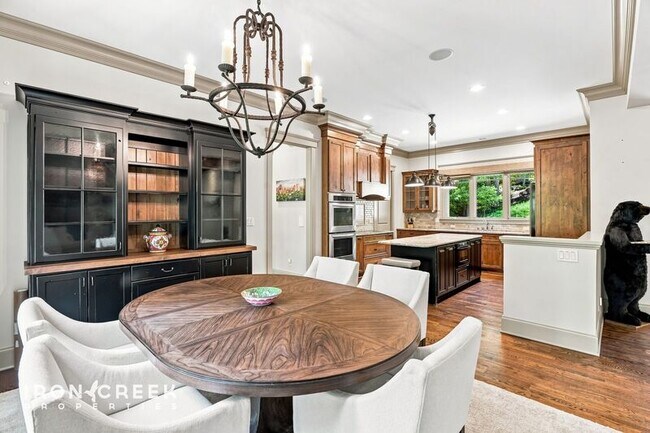 Foto del edificio - 2 Cherokee Orchard Ct