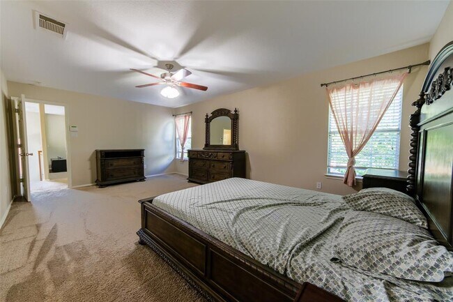 Building Photo - 169 Firebush Way