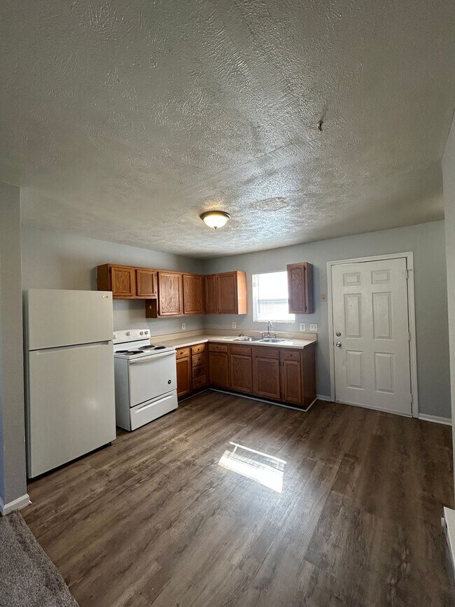 Foto del edificio - 1415-1417 Aster Street