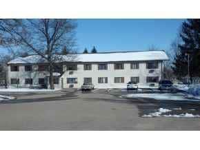 Foto principal - 615 Hillcrest Dr