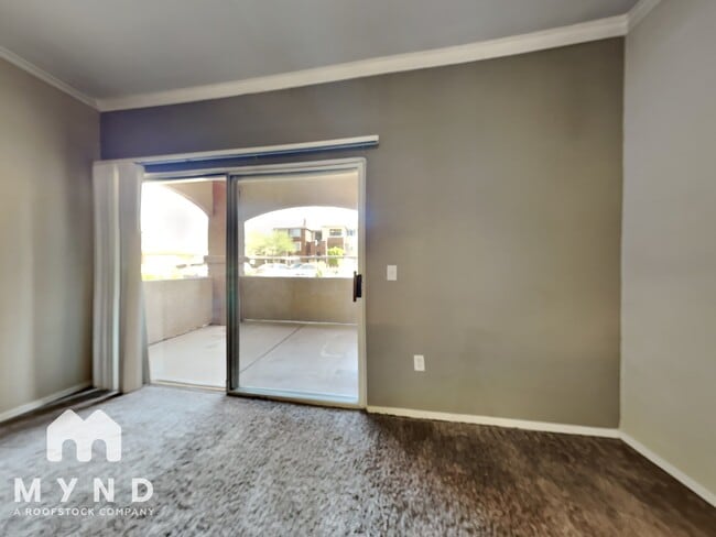 Building Photo - 5401 E Van Buren St