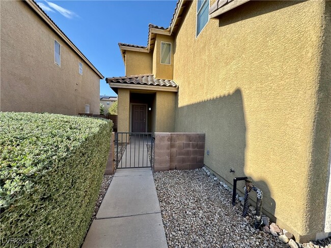 Building Photo - 6422 Pronghorn Ridge Ave
