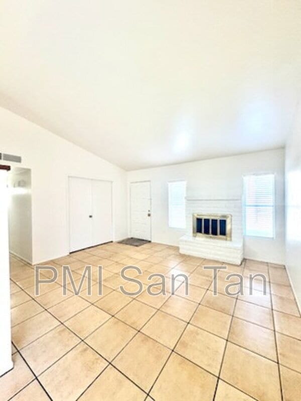 Photo - 10 W Concorda Dr Apartment