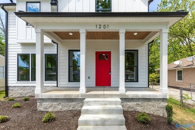 Foto del edificio - 1201 Halsey Ave NE