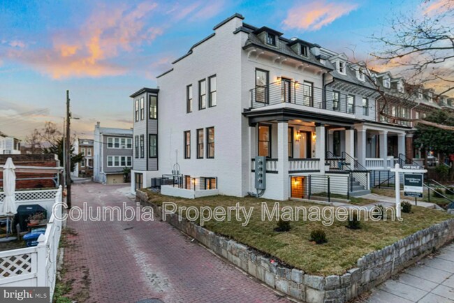 Foto del edificio - 616 Quebec Pl NW