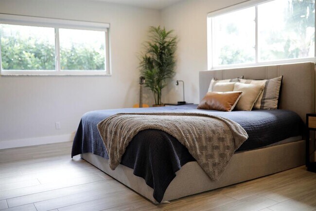 Foto del edificio - 2730 NE 40th Ct