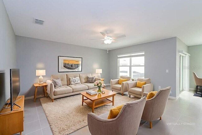 Foto del edificio - 3615 Hornbeam Rd