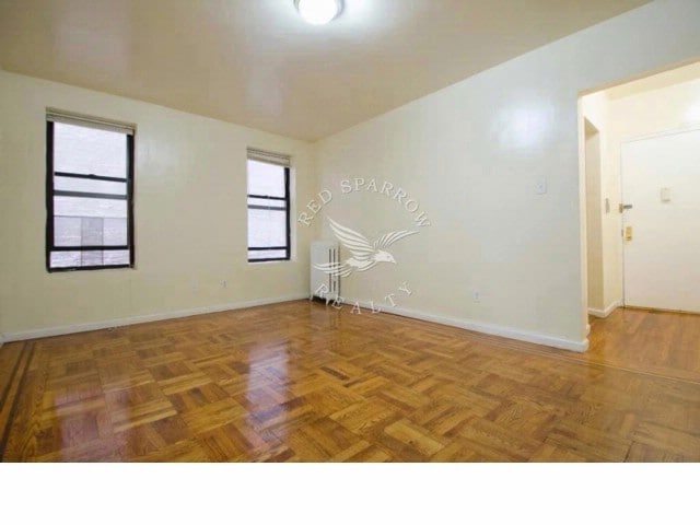 Building Photo - 510 W 218th St