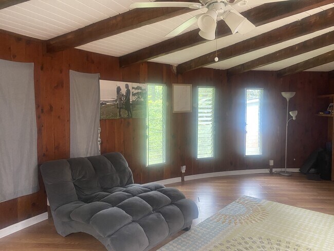 Building Photo - 16-2170-2170 Plumeria Dr
