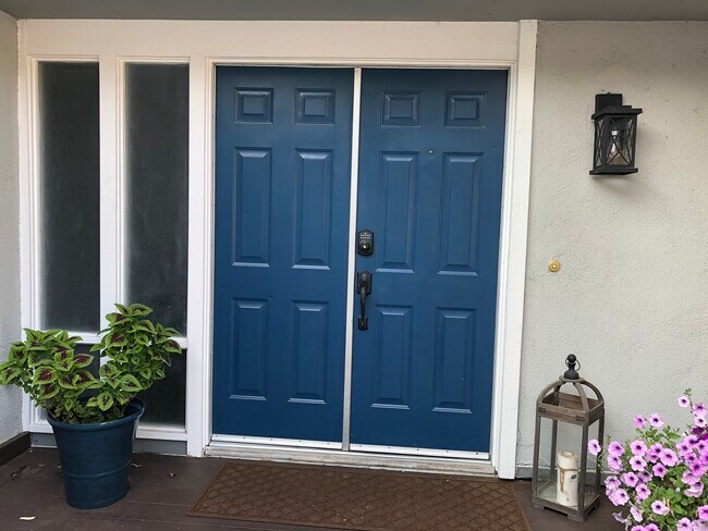 Inviting double-entry front doors - 22101 Caminito Amor