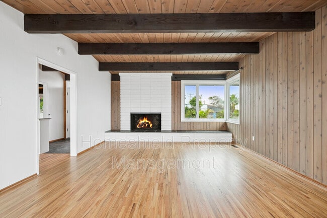 Building Photo - 4520 Carmelo St