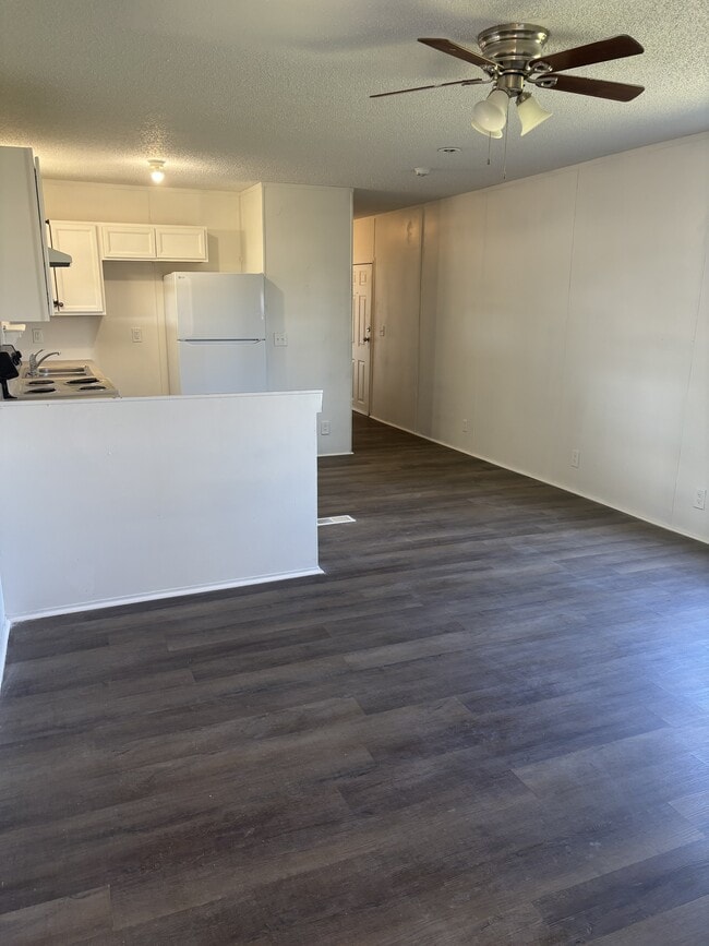 Foto del edificio - 1010 Cannery Rd