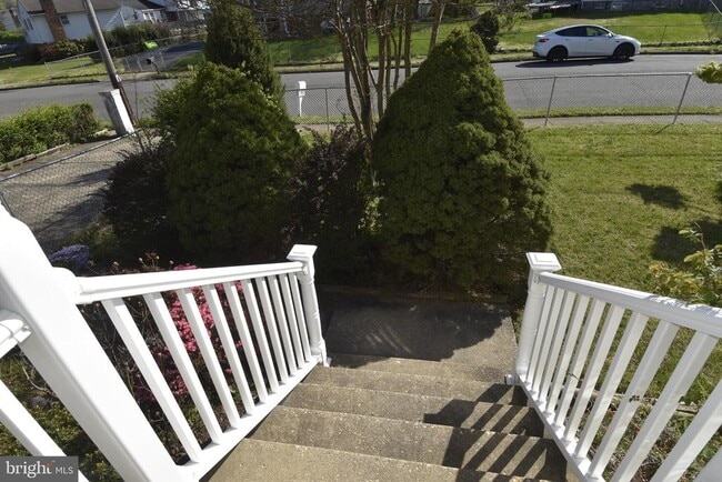 Foto del edificio - 3931 Dominion Dr