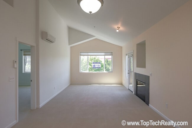 Building Photo - 2 BD* 2BA* Condo in the heart of Cedar Mil...