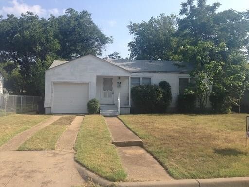 Primary Photo - 7424 Arlie Ave