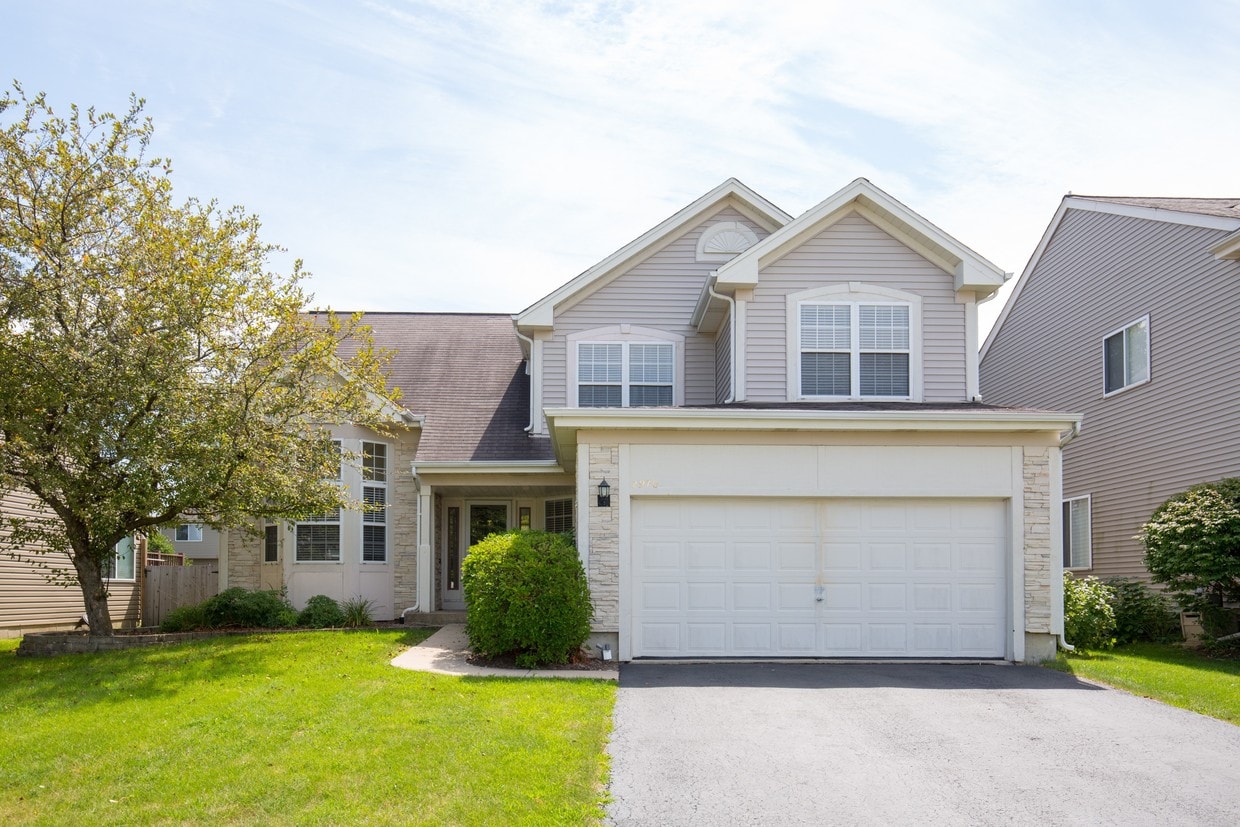 Primary Photo - 2970 Hillsboro Ln