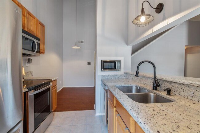Foto del edificio - 5981 Arapaho Rd