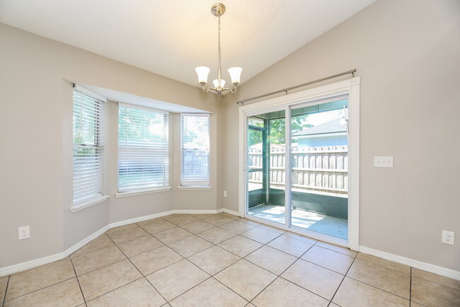 Building Photo - 6698 Lana Ln