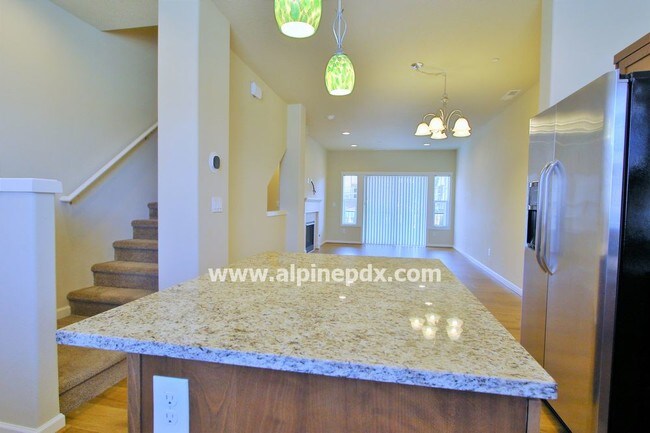 Building Photo - 13306 SW Aubergine Terrace
