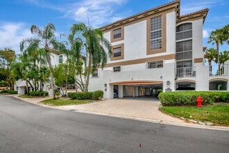 Building Photo - 7370 Orangewood Ln