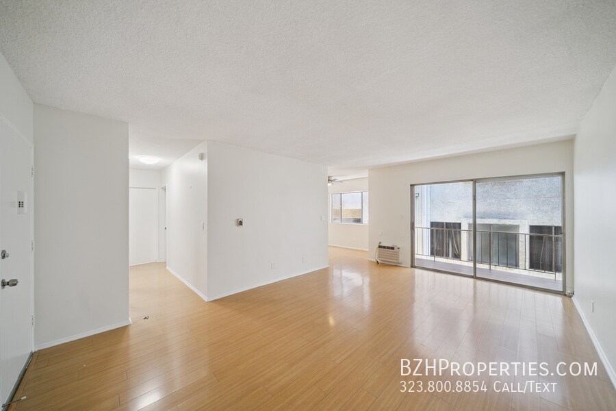 Foto principal - 7030 Lanewood Ave