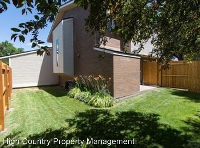 Building Photo - 1705 NE Wichita Way