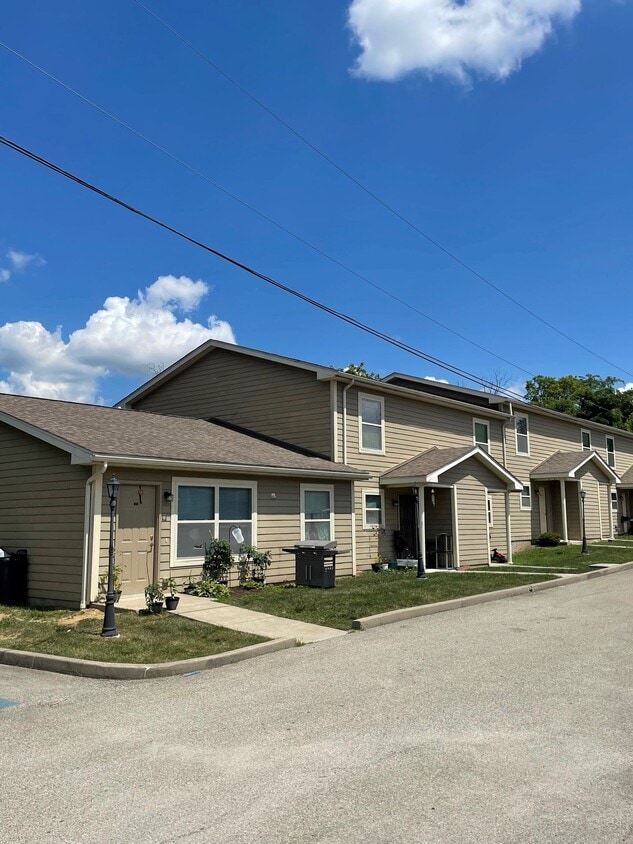 Building Photo - Stonepath 2BR