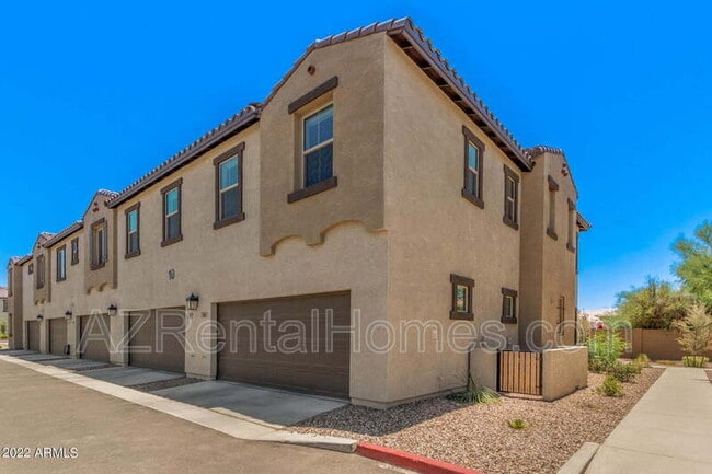 Building Photo - 155 N Lakeview Blvd