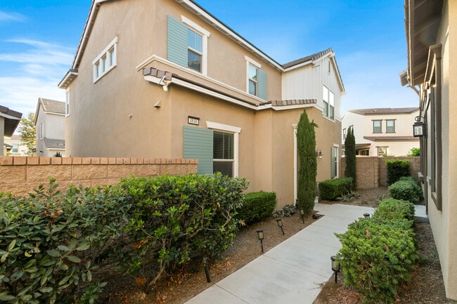 Building Photo - 4846 S Monarch Pl