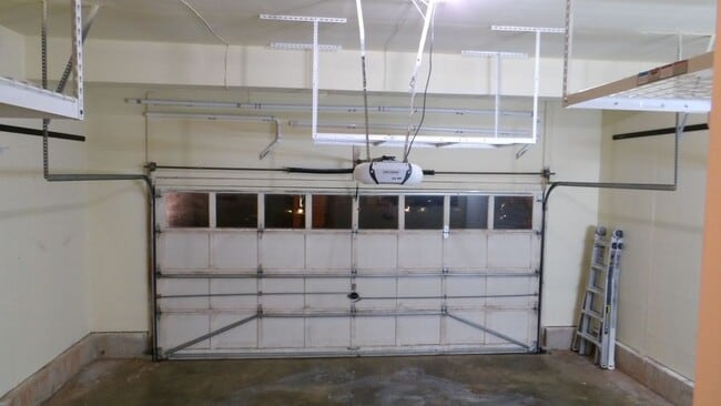 Building Photo - 47086 Garrett Pl